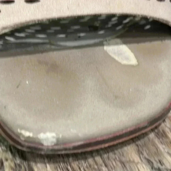 VINCE CAMUTO the Katnina Perforated Nubuck Open Toe Shooties size 7.5 - Picture 3 of 10